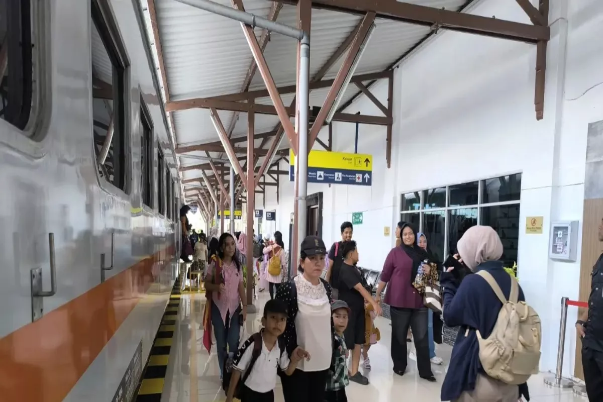 Lonjakan Penumpang KA Sumut Capai 22 Ribu Selama Libur Hari Buruh