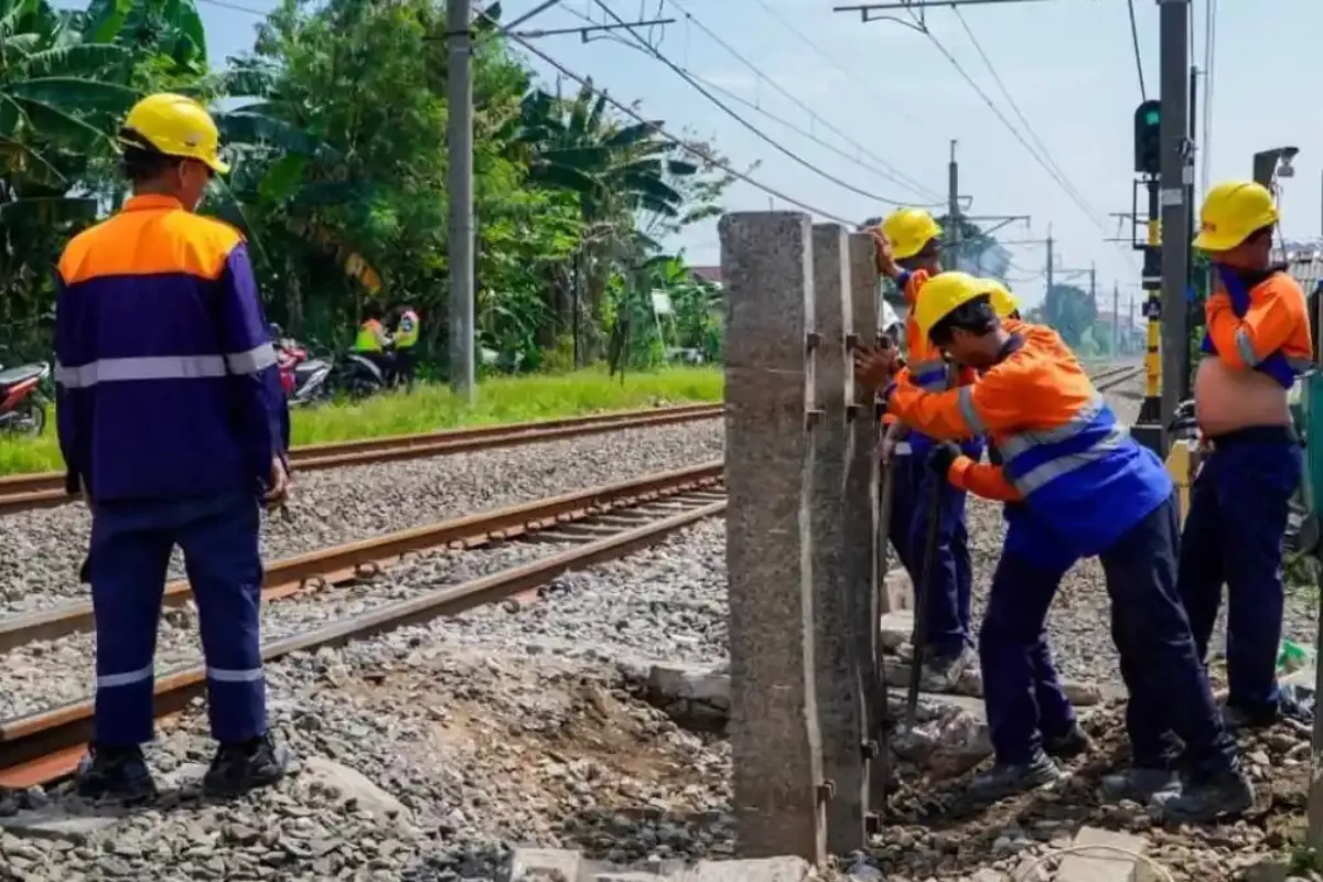 KAI Daop 1 Jakarta Tutup 31 Perlintasan Liar Sepanjang 2026