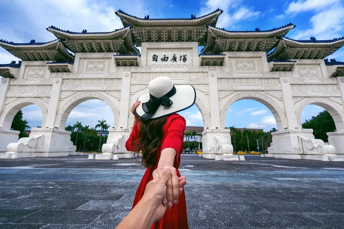 Panduan Liburan Luar Negeri Pemula Agar Hemat Dan Lancar