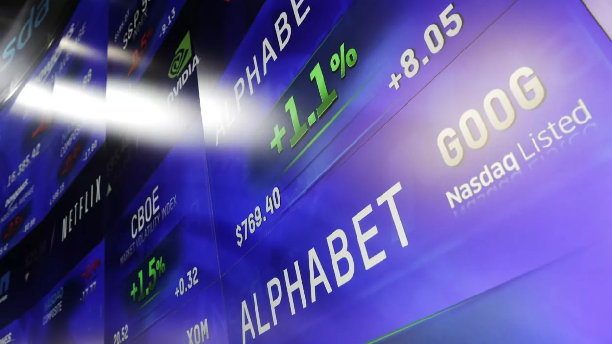 Wall Street Beragam, S&P 500 dan Nasdaq Turun Akibat Saham Alphabet