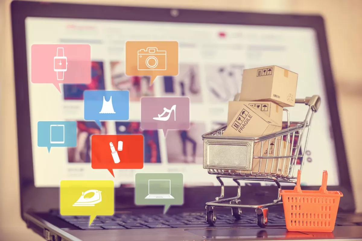 DPR Minta Pemerintah Buka Skenario PPh Marketplace 0,5 Persen