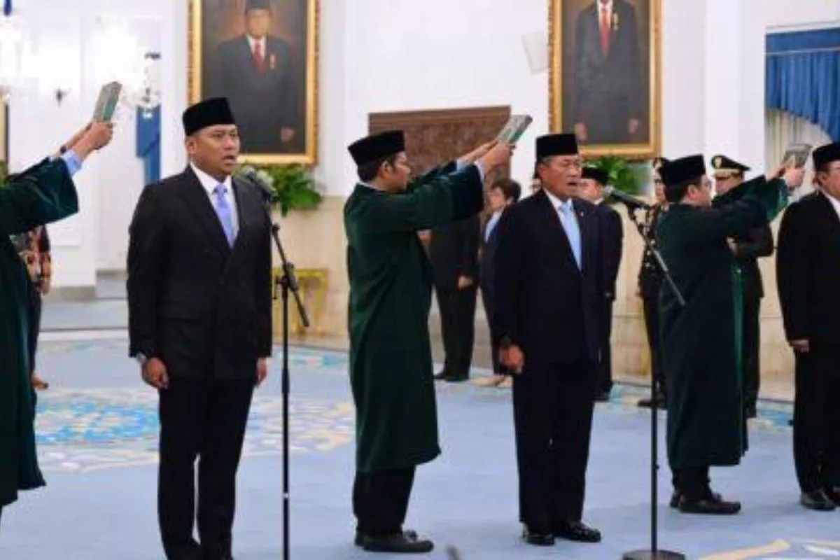 Prabowo Lantik Donny Ermawan Jadi Gubernur Universitas RI