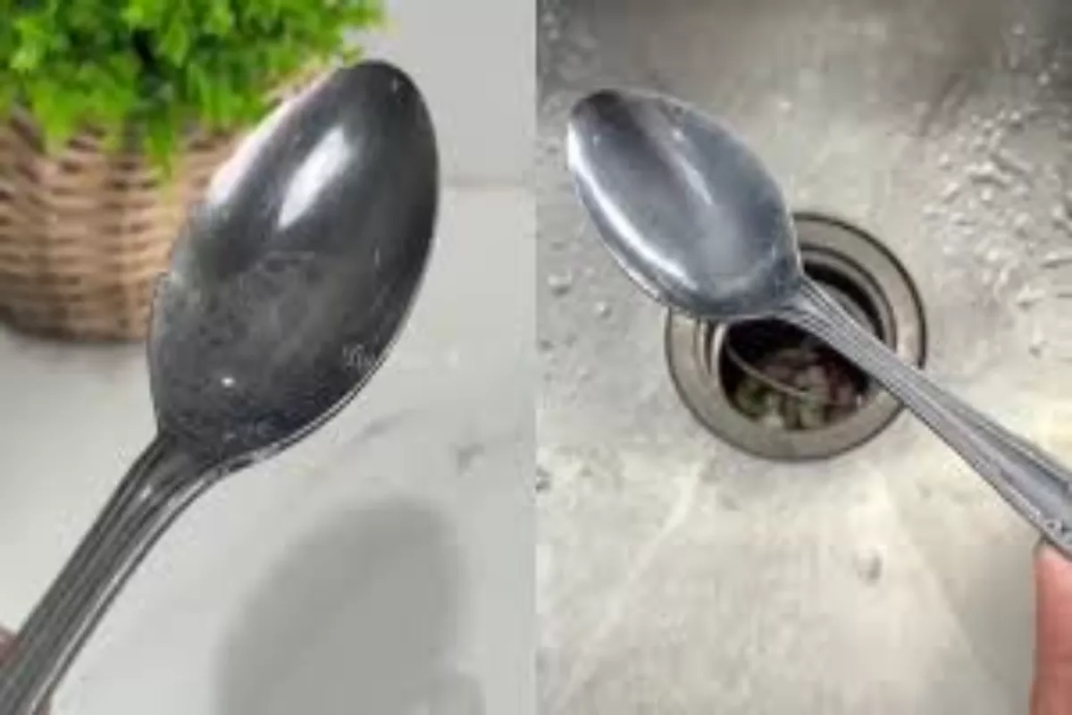 Trik Menghilangkan Bau Tangan Pakai Sendok di Bawah Air Mengalir