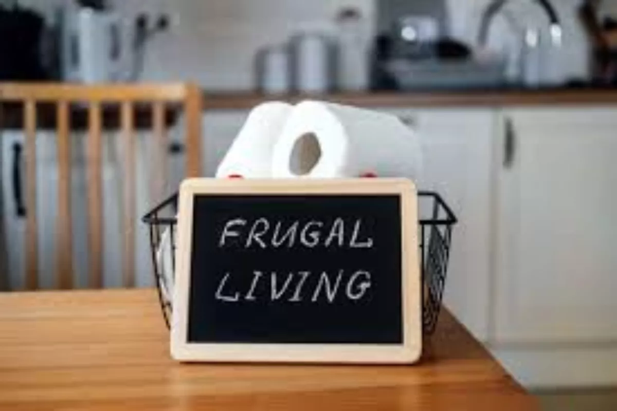 Panduan Tips Frugal Living untuk Anak Kost demi Masa Depan