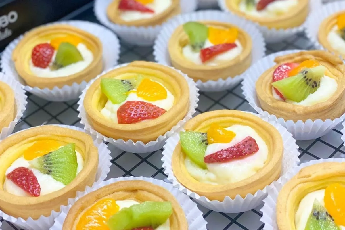Resep Kue Sus Buah Sederhana Takaran Sendok, Lembut dan Creamy