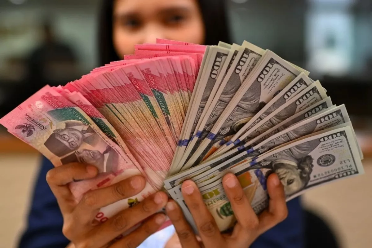 Pergerakan Kurs Dolar AS di BCA Hari Ini Berada di Level Rp17.963