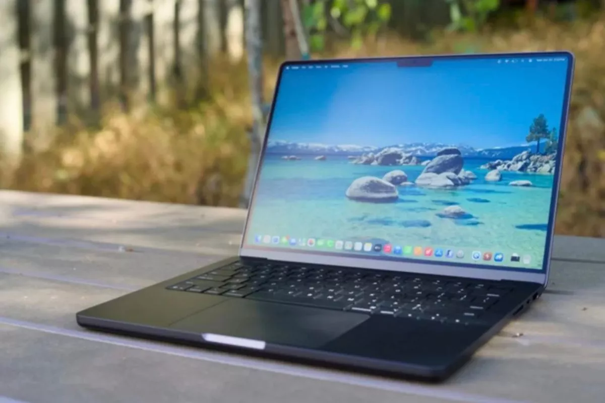 MacBook Pro Entry-Level 14 Inci Disebut Akan Mengusung Desain Baru