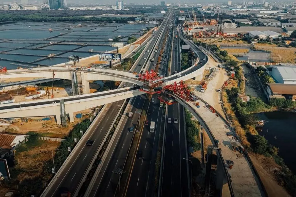 Kementerian PU Targetkan Pembangunan Jalan Tol 13,5 Km pada Tahun 2027