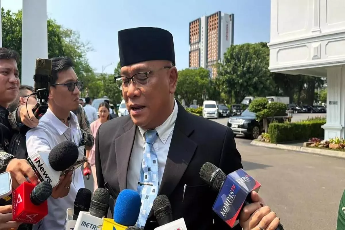 Pesan Tegas Prabowo ke Jumhur Hidayat: Jangan Korupsi & Urus Sampah