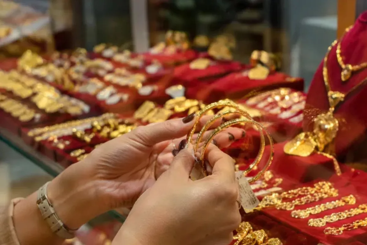 Daftar Harga Emas Perhiasan Lengkap Berbagai Karat Juni 2026 
