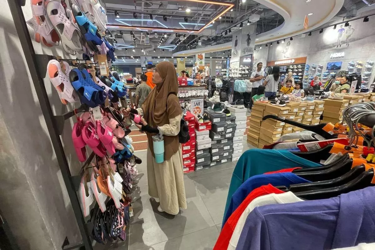 Emiten MAPI Hedging 30 Persen Valas demi Amankan Margin Laba