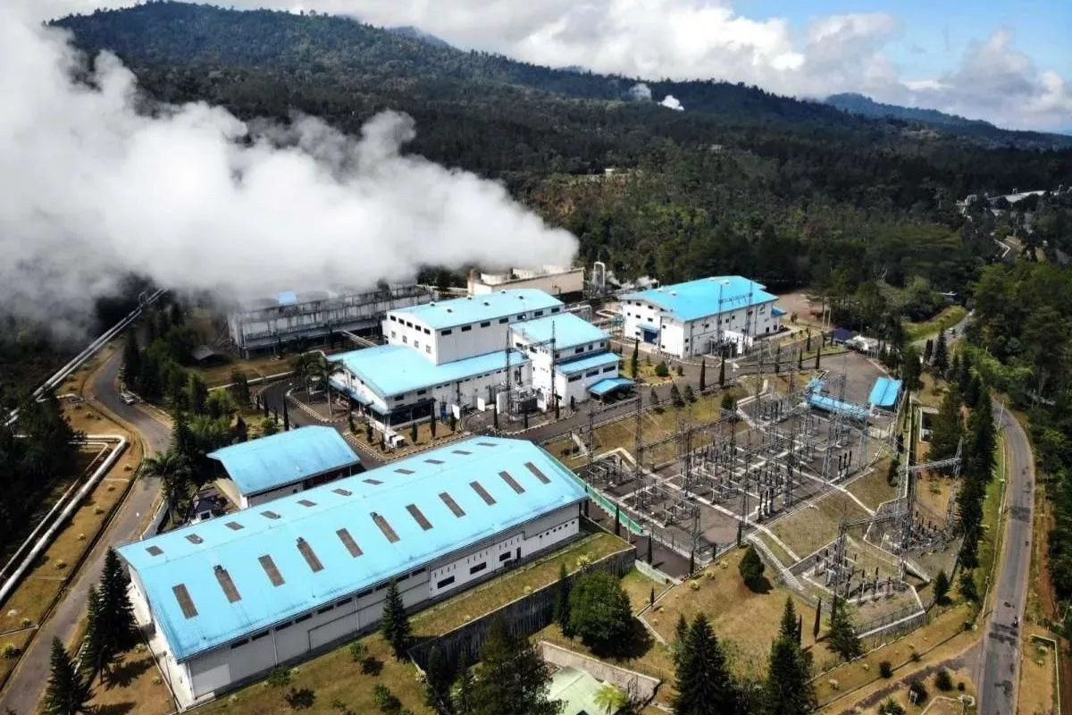 Kembangkan PLTP 45 MW, PLN IP dan PGE Tandatangani LoI