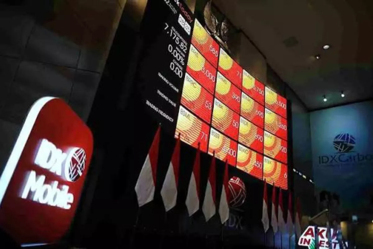 IHSG Menguat di Sesi Pertama, Investor Asing Catat Penjualan Bersih Saham