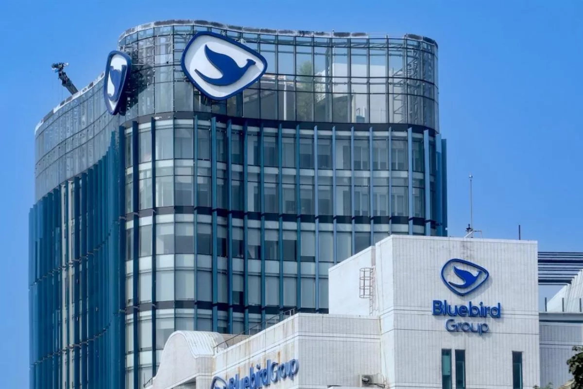 Bluebird Hadirkan Layanan Premium Bluebird Prime Berbasis EV