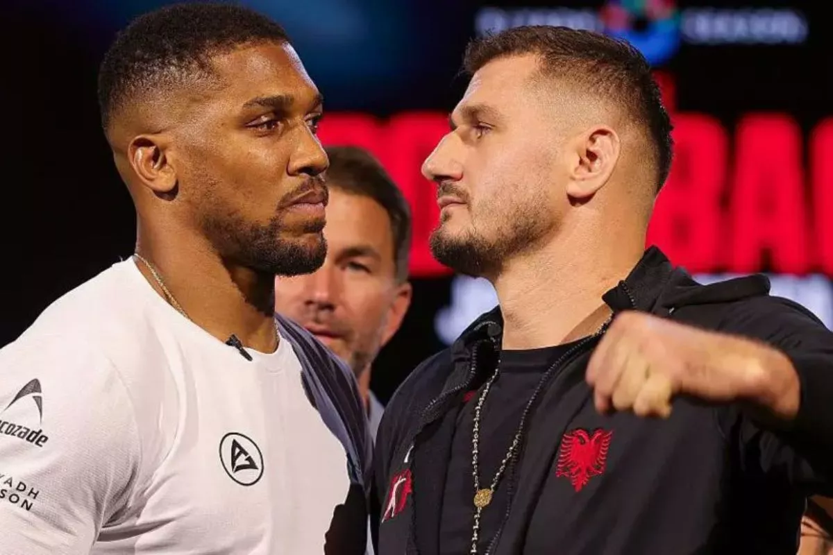 Janji Anthony Joshua Kalahkan Kristian Prenga untuk Lawan Tyson Fury