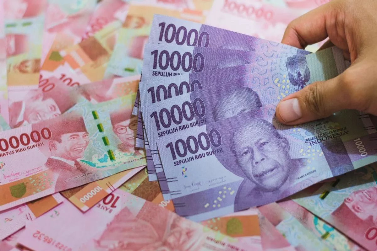 Dolar AS Melemah, Rupiah Kembali ke Level 17.900 per Dolar Amerika