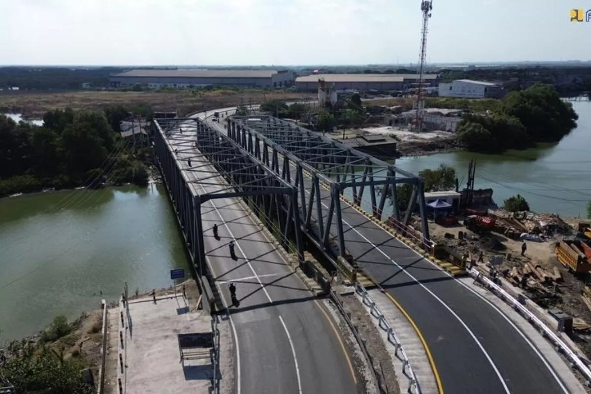Resmi Dibuka Jembatan Manyar Gresik Urai Macet Jalur Industri KEK