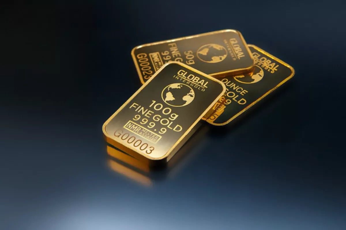 Harga Emas Dunia Turun Menjadi 1,30 Persen akibat Aksi Jual pada 2026