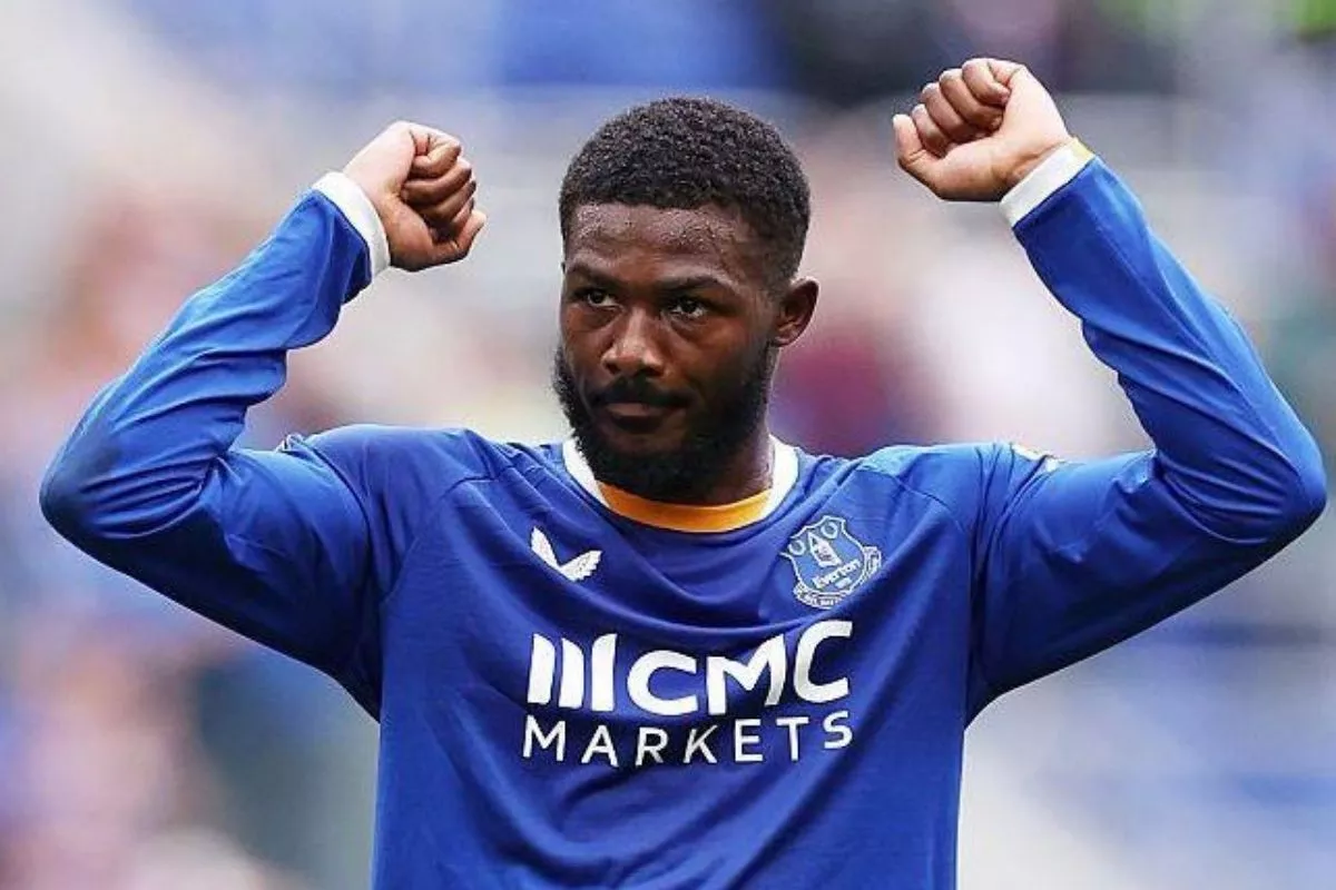 Everton Imbangi Man United, Maitland-Niles Sebut Serasa Menang