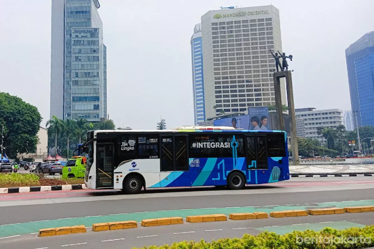 Pemprov DKI Tetapkan Tarif Transjakarta Blok M–Soetta Rp15.000