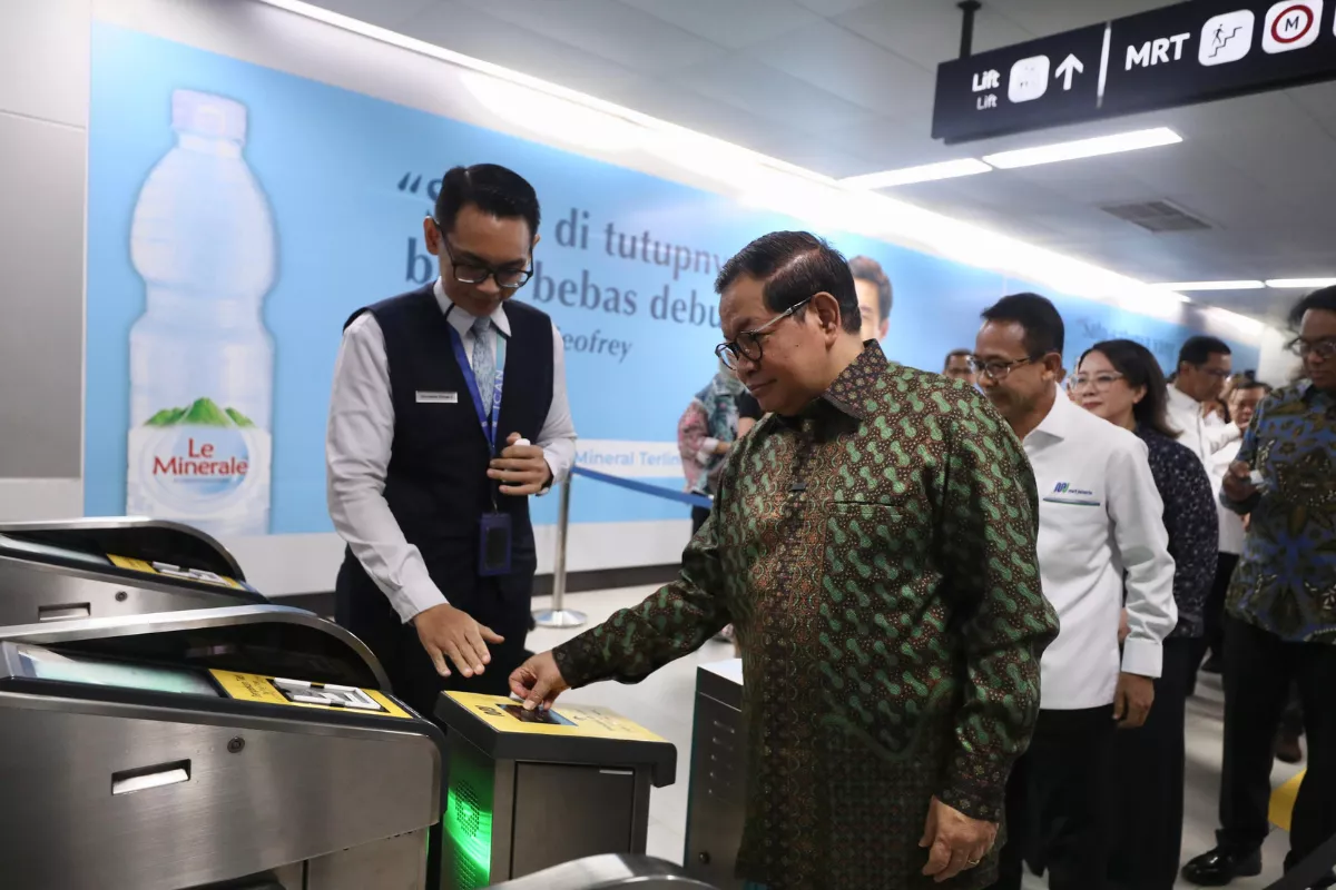 Bank Mandiri Hadirkan Pembayaran Kartu Kredit Contactless di MRT Jakarta