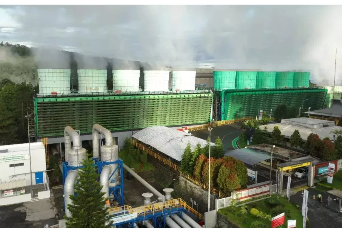 PLN IP Dan DevvStream Monetisasi Karbon Melalui PLTS Off-grid