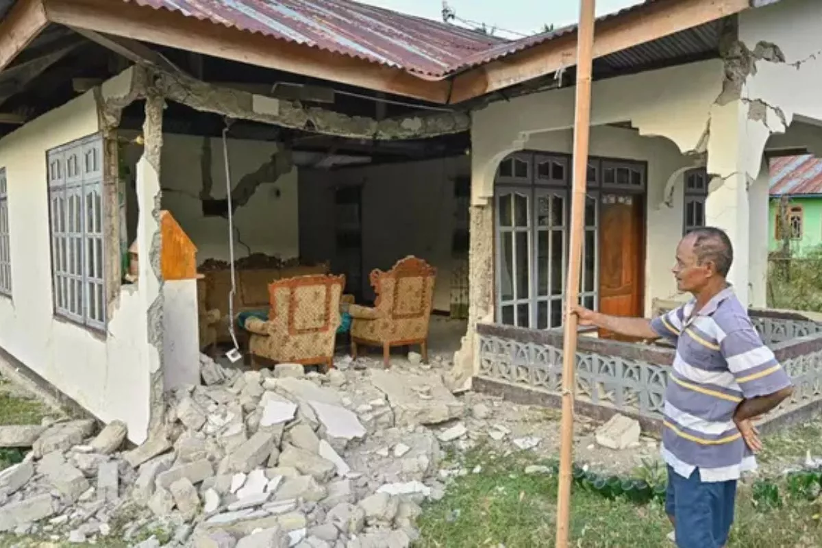 BNPB Siapkan Skema Perbaikan Rumah Rusak Akibat Gempa NTT