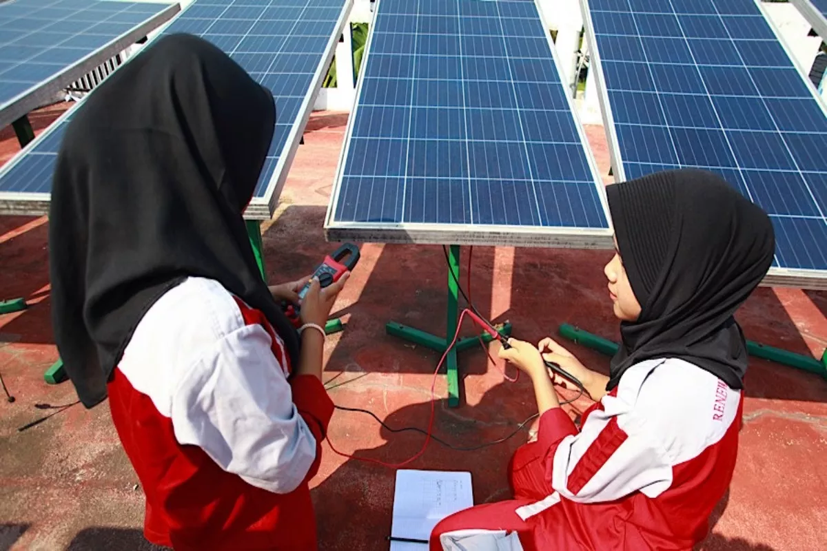  Gen Z Atambua Suarakan Pentingnya Energi Terbarukan dan Hemat Listrik 