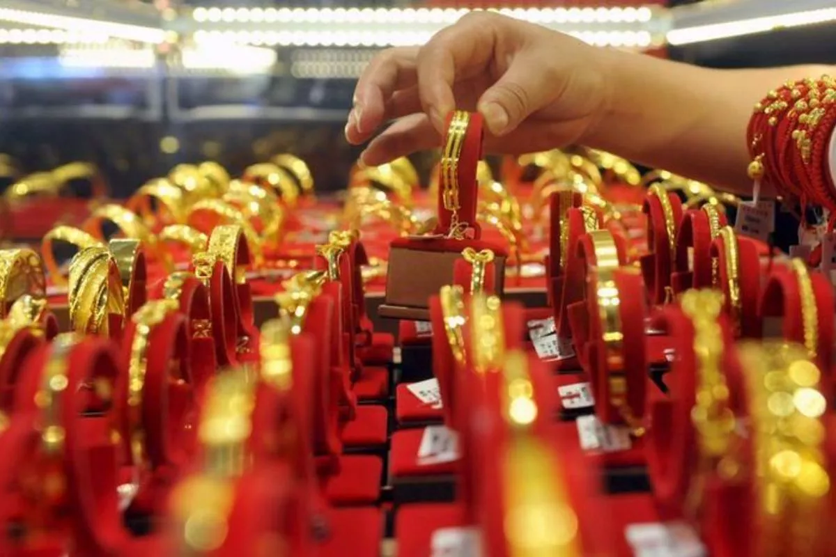 Cek Harga Emas Perhiasan Beragam Karat Jumat 3 Juli 2026