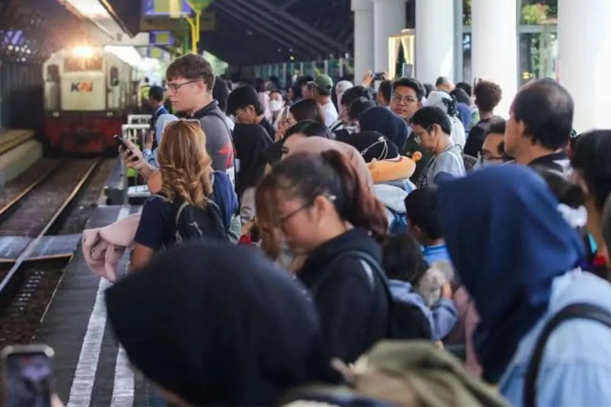 Penumpang KAI Naik di Semester I/2026, Didominasi Pengguna KRL