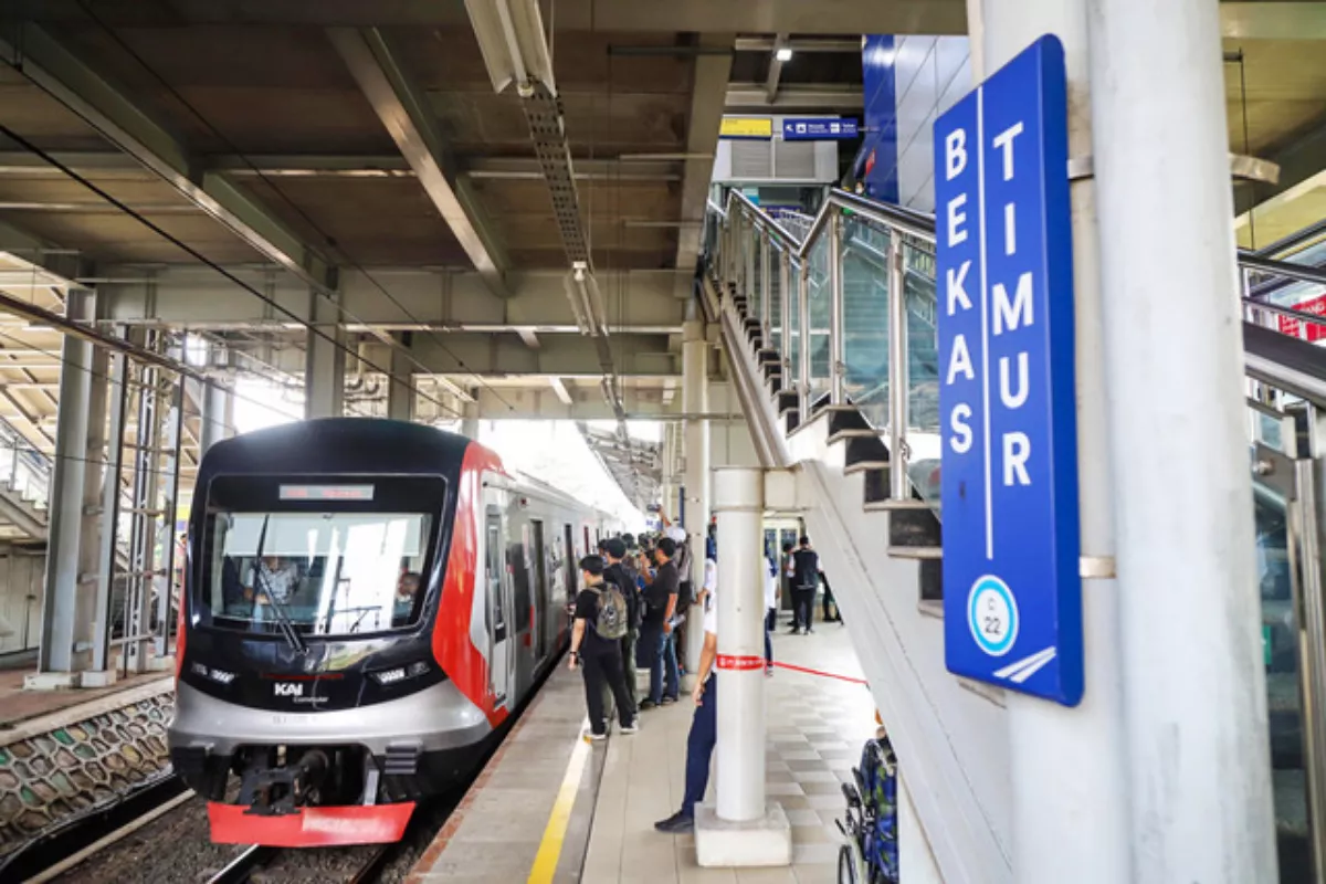 Layanan KRL Lintas Cikarang Berangsur Pulih dan Semakin Stabil