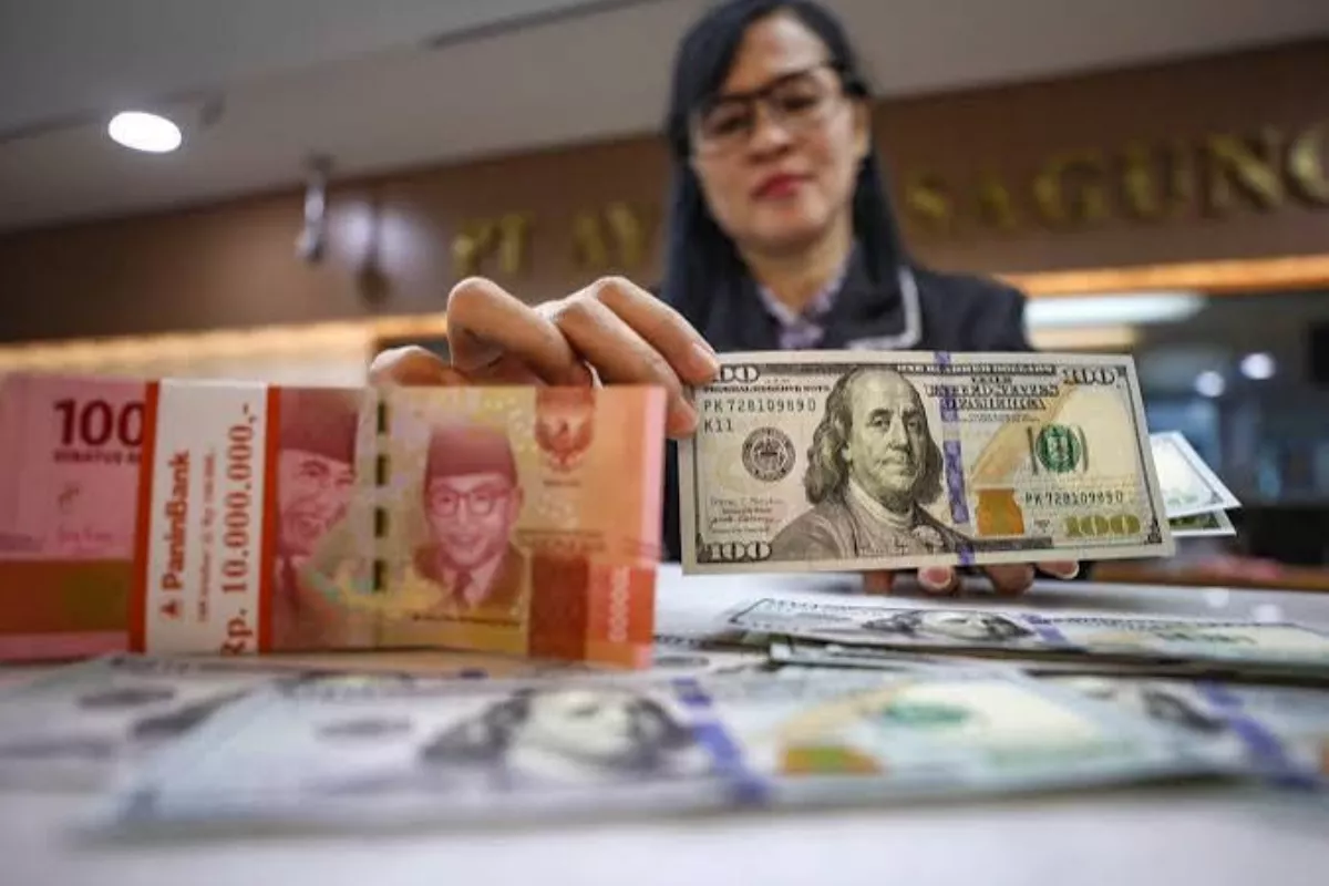Rupiah Menguat ke Rp17.632 per Dolar AS, Isu Geopolitik Jadi Sorotan