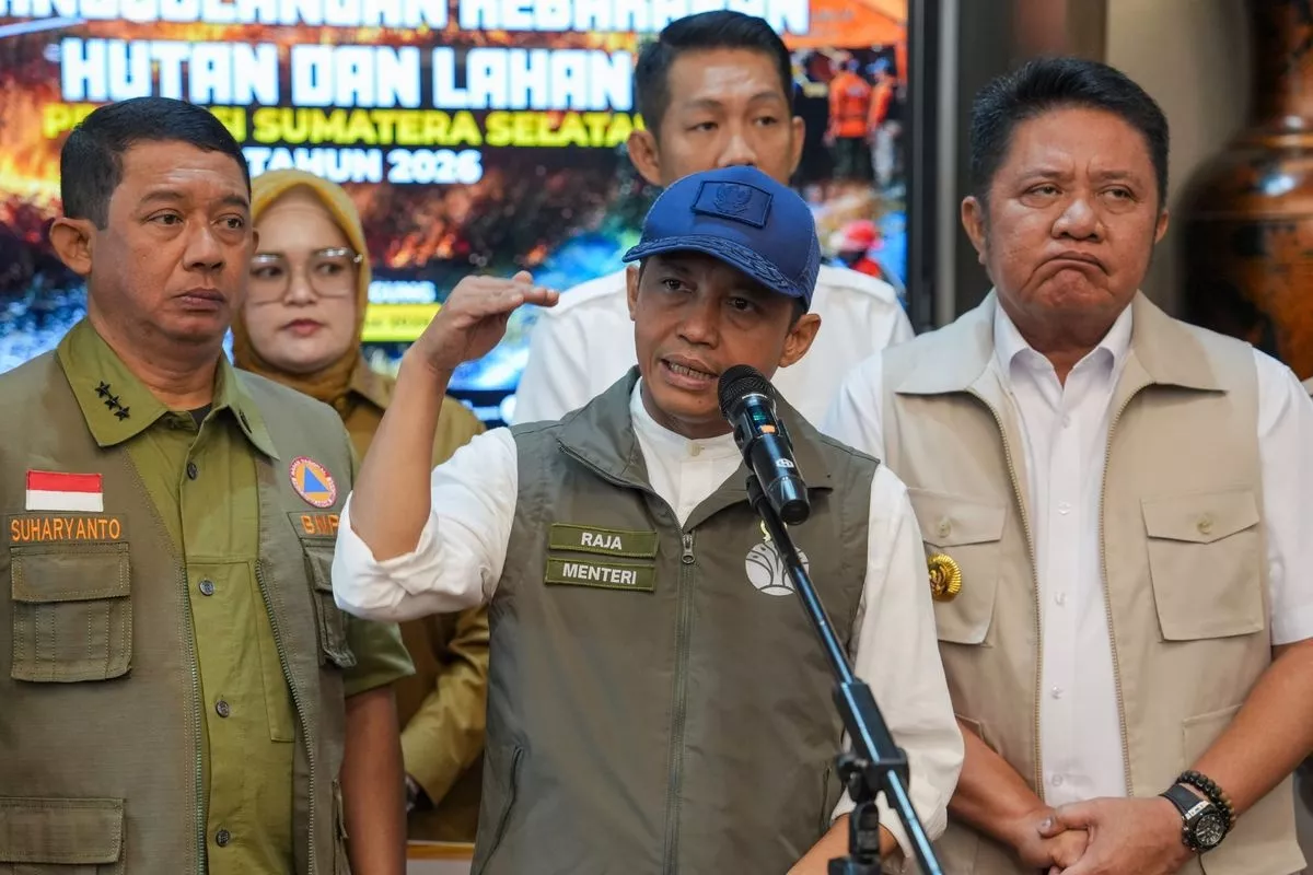 Akibat Kabut Asap Karhutla Pesawat Menhut Batal Mendarat di Kalbar