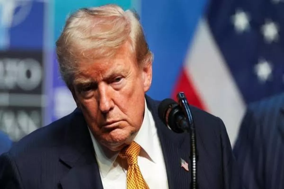 Trump Beri Ultimatum Ekonomi pada Pihak yang Bantu Transaksi Iran Kini