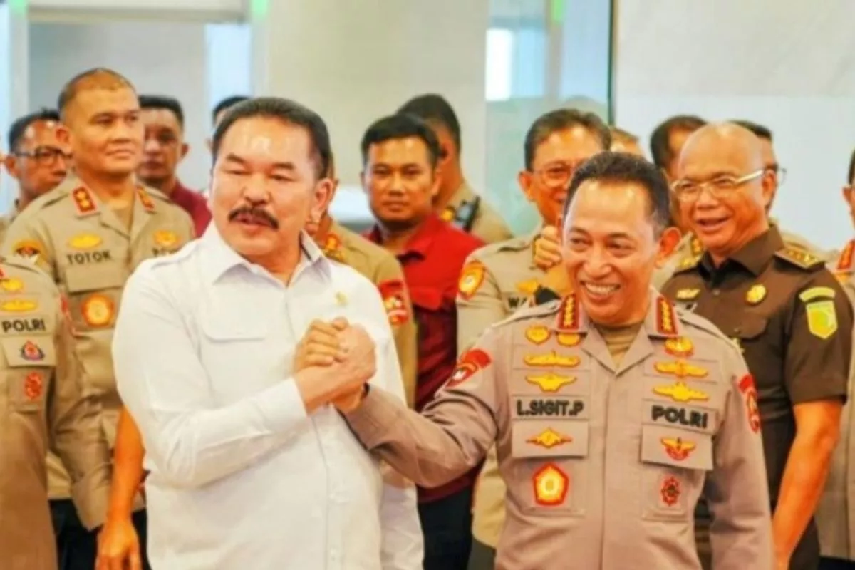 Sinyal Keakraban Kapolri dan Jaksa Agung Saat Hadiri Acara di DPR