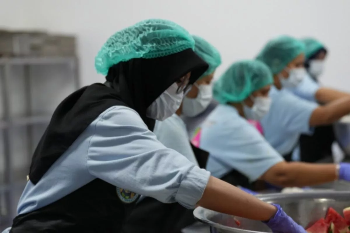 Dapur MBG Libur, Relawan SPPG Malang Jual STMJ demi Nafkah