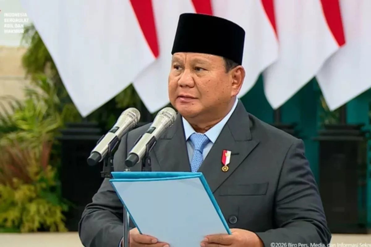 Donny Ermawan Resmi Dilantik Jadi Gubernur Univ RI oleh Prabowo