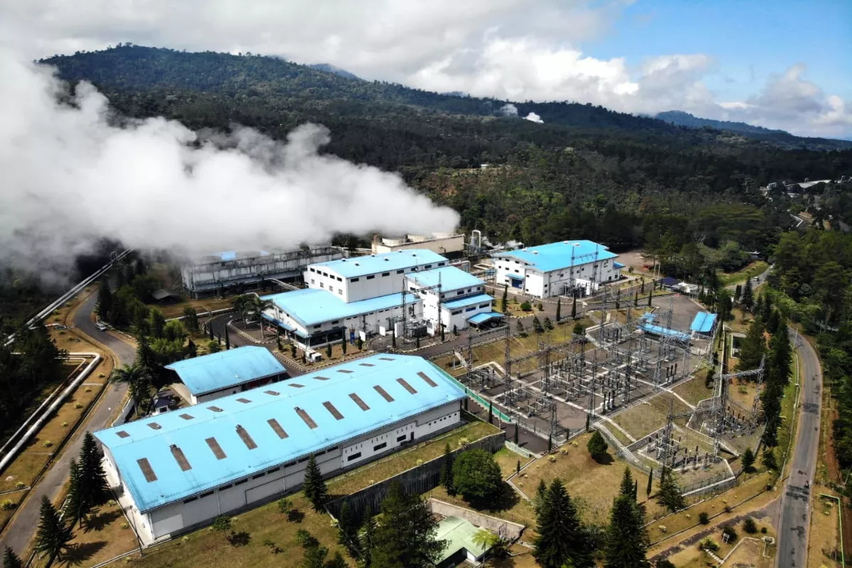 Gejolak Global: Urgensi Percepatan Transisi Energi Bersih Nasional
