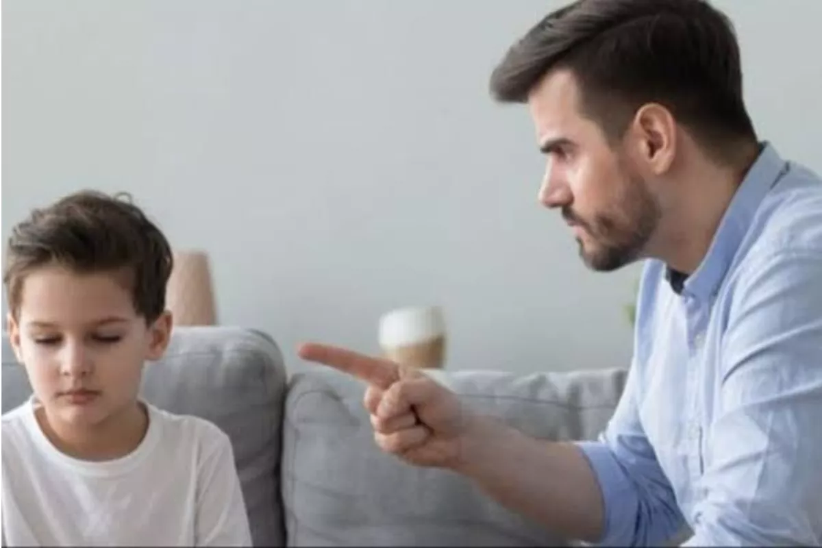 Efek Pujian Orangtua pada Anak dan Jenis yang Perlu Dihindari