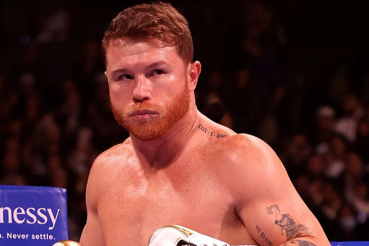 Resmi! Canelo Alvarez Hadapi Christian Mbilli pada 31 Oktober