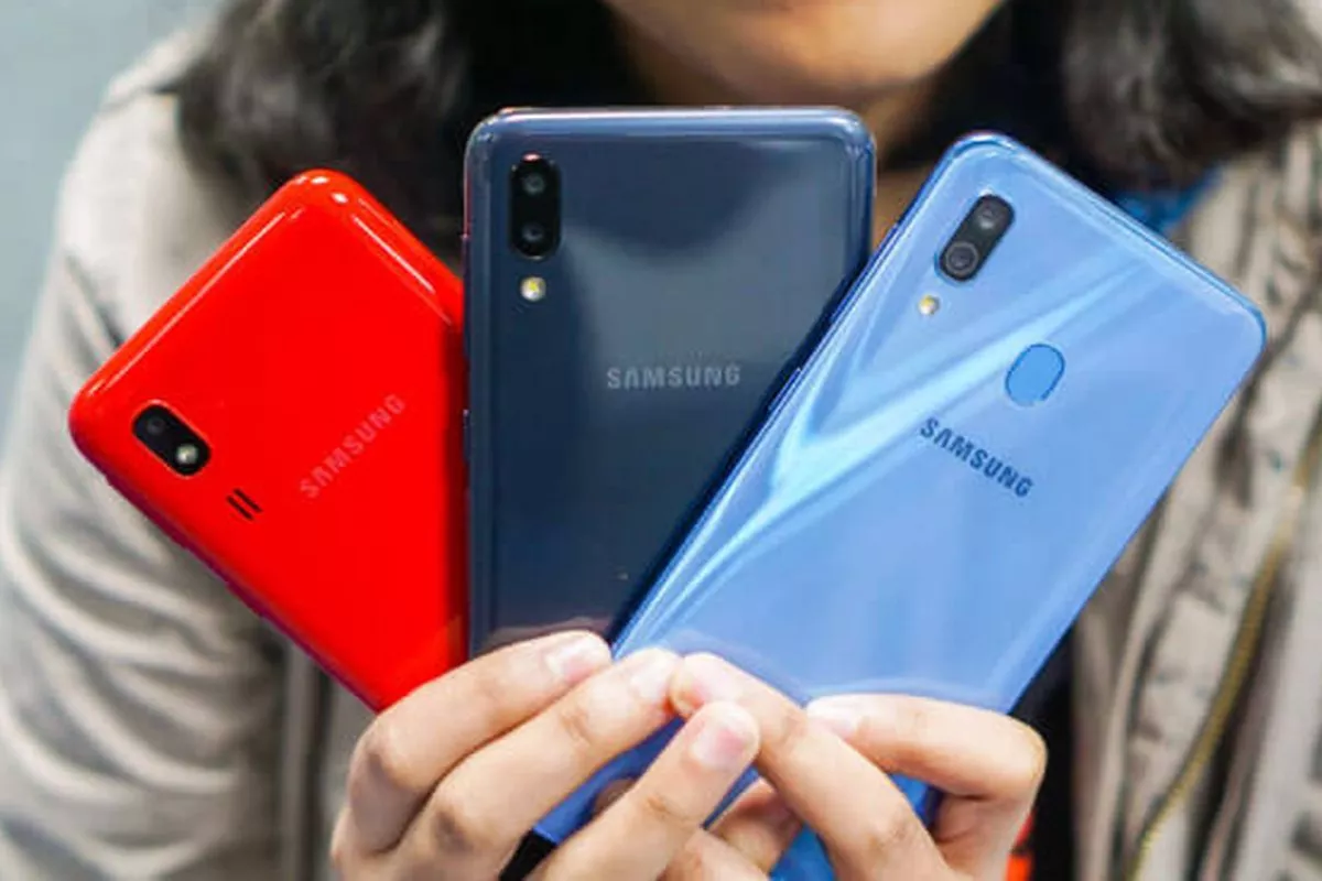 Lonjakan Permintaan AI Dorong Samsung Naikkan Harga Layanan Chip