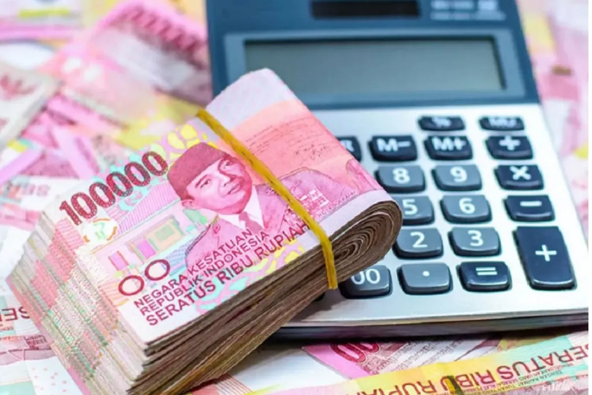 Rupiah Hari Ini: Diprediksi Melemah, Ditutup Naik ke Rp17.963