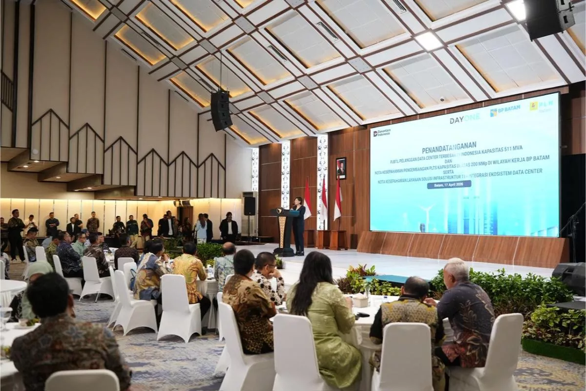 PLN dan DayOne Teken PJBTL 511 MVA untuk Pusat Data Global