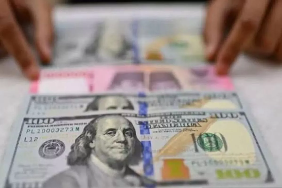 Bergerak Datar, Rupiah Pagi Ini Berada di Posisi Rp17.995