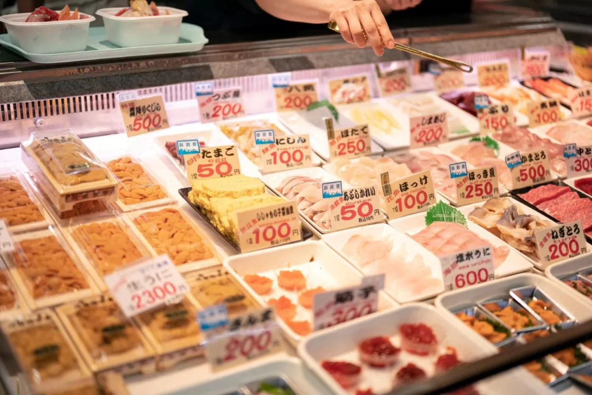 Jepang Resmi Pangkas Tarif Pajak Makanan Menjadi Satu Persen di 2027
