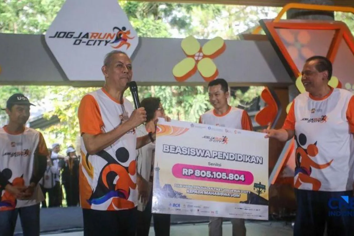 Taufik Hidayat Buka Ajang Jogja Run D-City 2026 di Sleman