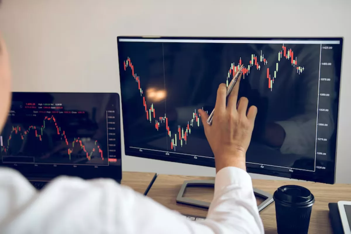 IHSG Berpotensi Menguat, Cek Daftar Lima Saham Pilihan Hari Ini