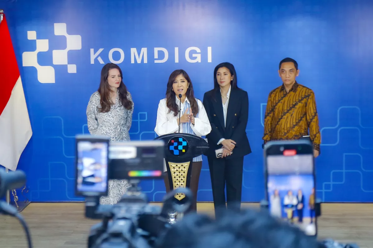 Menkomdigi Apresiasi Verifikasi Usia Roblox Sesuai PP Tunas