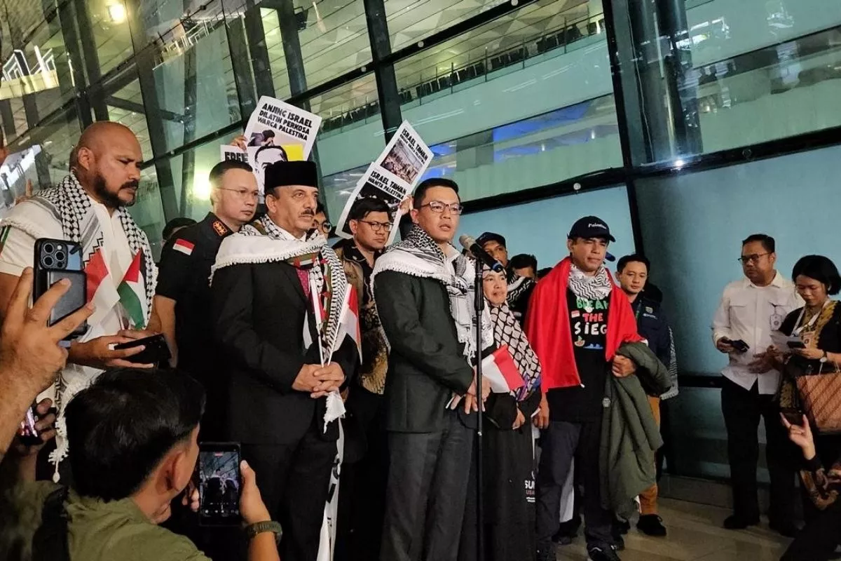 9 WNI Ditangkap Israel Tiba di RI, Menlu: Selamat Berhimpun Keluarga