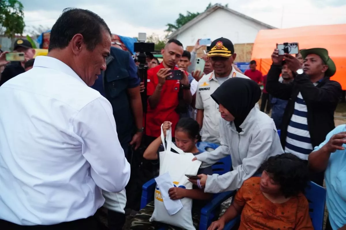Tanggap Gempa Flores, Mentan Amran Minta Bantuan Pangan Cepat Cair